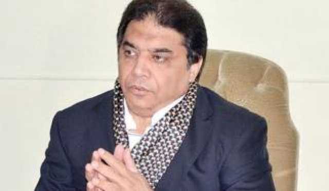 بیرسٹر علی ظفر نے 17 سینیٹرز کے استعفے جمع کرادیے