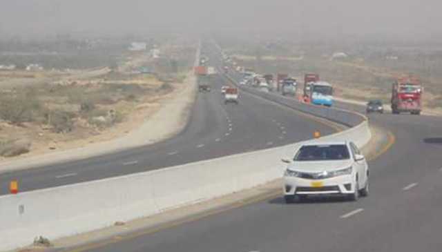 سندھ حکومت اور نیشنل ہائی وے اتھارٹی کے درمیان ایم نائن سپرہائی وے کی زمین پر تنازع