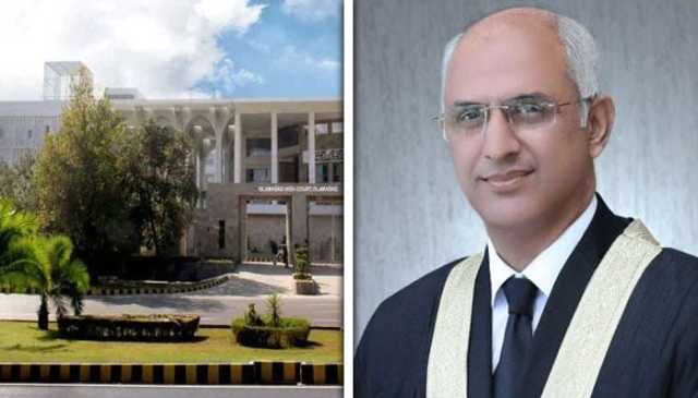 لوگ نوکریوں کو ترس رہے ہیں اور یہاں پوسٹیں خالی ہیں، آپ تقرریاں ہی نہیں کرتے: جسٹس محسن اختر کیانی کے ریمارکس