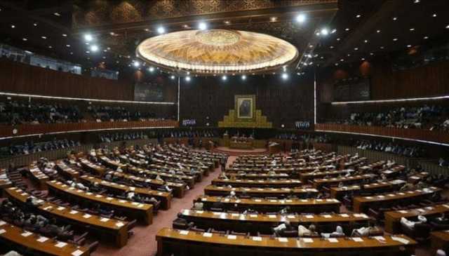 وزارت تجارت سے سوال ’ہم چین کو کاٹن کیوں بھیجتے ہیں؟ کپڑا بناکر کیوں نہیں بھیجتے؟‘