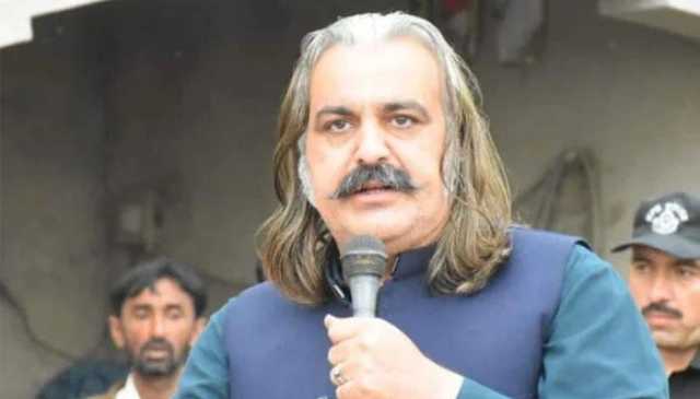 ہمیں افسوس ہے کہ ہم بار بار بھارت سے کرکٹ میچ ہار رہے ہیں، علی امین گنڈاپور