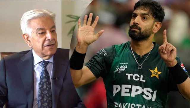 خواجہ آصف نے حارث پر جرمانے کے بعد بھارت کو ایک بار پھر 0-6 یاد دلادیا