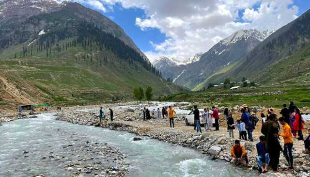 ناران میں نکاح نامے کے بغیر داخلے پر پابندی کی خبر جھوٹی نکلی