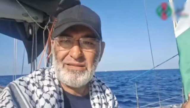 سابق سینیٹر مشتاق کا حراست سے قبل غزہ کے سمندر سے آخری پیغام