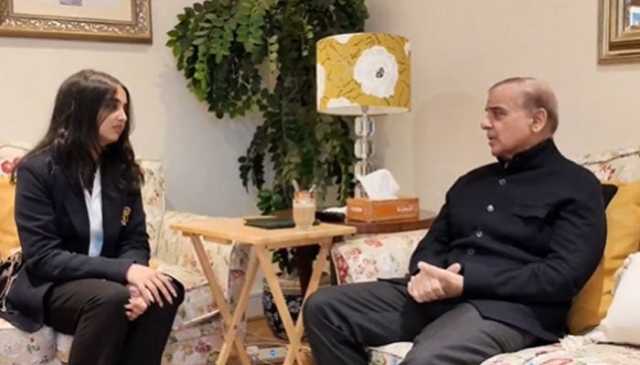 وزیراعظم نے ماہ نور چیمہ کو نوجوانوں کیلئے مشعلِ راہ قرار دیدیا
