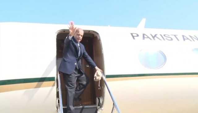 وزیراعظم شہباز شریف 2 روزہ دورے پر ملائیشیا روانہ