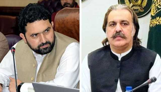 علی امین گنڈاپور کا بانی کے نامزد وزارتِ اعلیٰ کے امیدوار کو کامیاب کرانے کا اعلان