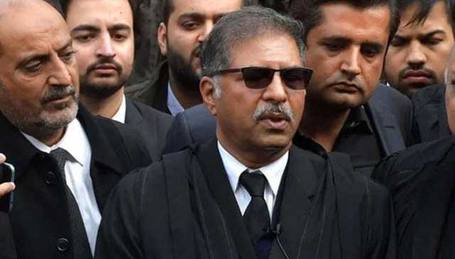 ایک آدھے گھنٹے میں وزیراعلیٰ خیبرپختونخوا کا انتخاب ہو جائے گا: علی ظفر