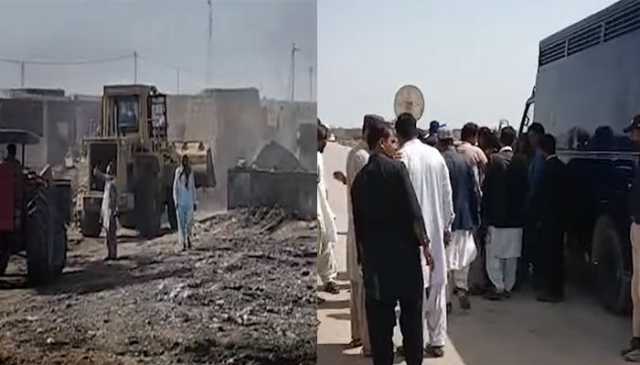 کراچی: افغان کیمپ میں 300 سے زائد مکانات اور دکانیں گرادی گئیں