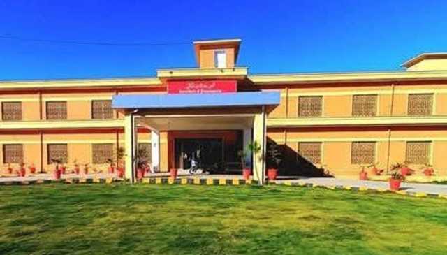 جنوبی وزیرستان: ڈسٹرکٹ ہیڈکوارٹر اسپتال وانا کے ملازمین 10 ماہ سے تنخواہوں سے محروم