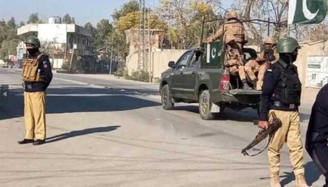 بنوں: مزنگہ پولیس چوکی سے بارود سے بھرا رکشہ ٹکرانے کی کوشش ناکام بنادی گئی