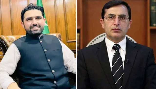 وزیرِ اعلیٰ کے پی سے پارٹی قیادت کی ملاقات، بانی سے ملاقات کے بعد کابینہ تشکیل دینے پر اتفاق