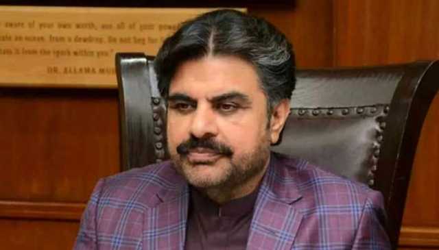 داؤد یونیورسٹی کی پہلی اعزازی پی ایچ ڈی کی سند ناصر شاہ کے نام