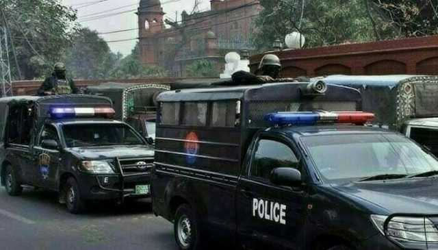 لاہور: پاکستانی نژاد آسٹریلوی شہری پر تشدد کرنے والا پولیس اہلکار معطل، مقدمہ درج