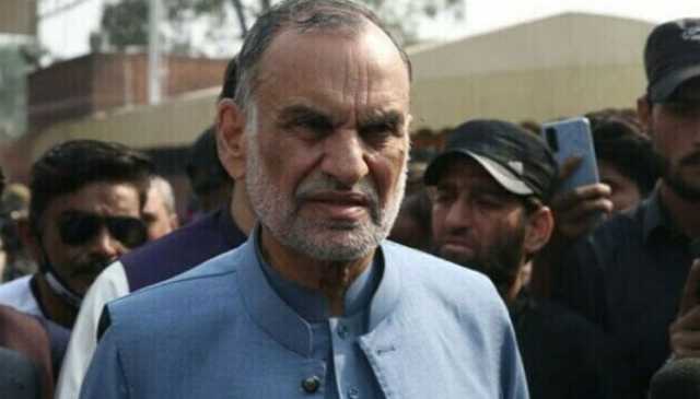 اعظم سواتی کا پاسپورٹ بلاک لسٹ سے نکالنے کی ہدایت