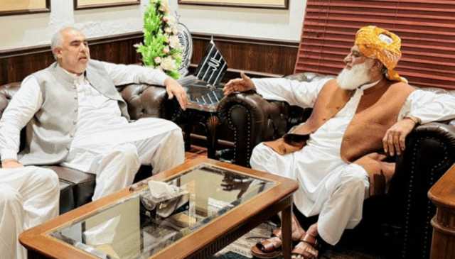 جے یو آئی، پی ٹی آئی کا محمود اچکزئی کی اپوزیشن لیڈر نامزدگی پر اتفاق