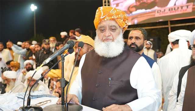 ہمیں افغانستان کو ساتھ ملانا چاہیے تھا بجائے کہ وہ بھارت جاتا، فضل الرحمان