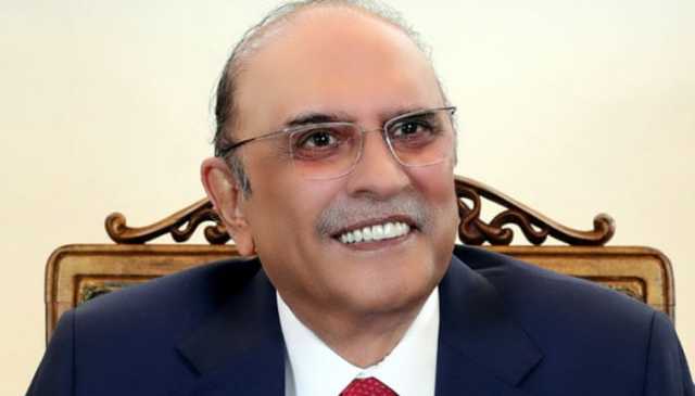 صدر زرداری تین روزہ سرکاری دورے پر قطر پہنچ گئے