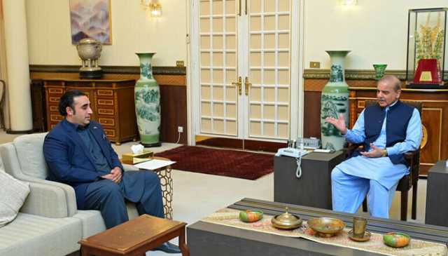 27ویں آئینی ترمیم کے مسودے پر پیپلز پارٹی اور حکومت کے درمیان ڈیڈ لاک برقرار