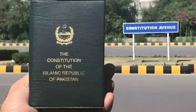 صدر کے بعد وزیراعظم کو بھی فوجداری مقدمات سے استثنیٰ کی ترمیم کمیٹی میں پیش