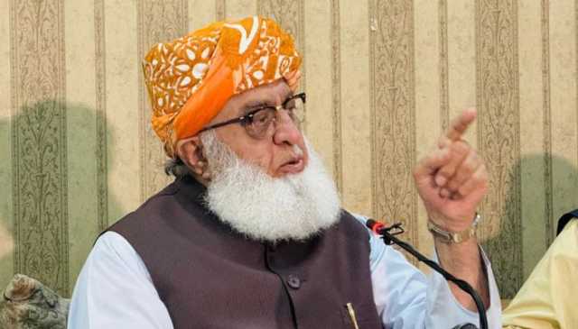 جے یو آئی کے ارکان قومی اسمبلی 27ویں ترمیم کی مخالفت میں ووٹ دیں: مولانا فضل الرحمان