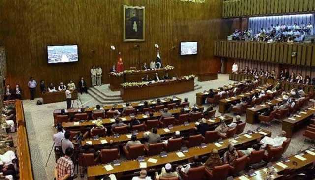 تکنیکی غلطی کے باعث 27ویں آئینی ترمیم واپس سینیٹ میں جانے کا امکان