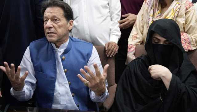 برطانوی جریدے دی اکانومسٹ کی بشریٰ بی بی پر خصوصی رپورٹ، عمران کی شادی اور انداز حکمرانی پر سوالات اٹھ گئے