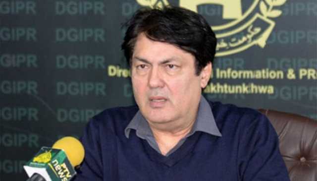 محمود غزنوی سے متعلق بیان سے لگتا ہے خواجہ آصف تاریخ سے بالکل نابلد ہیں، بیرسٹر سیف