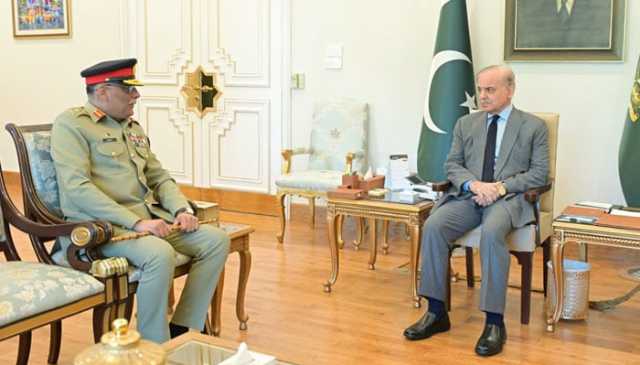 وزیر اعظم شہباز شریف سے چیئرمین جوائنٹ چیفس آف اسٹاف کمیٹی جنرل ساحر شمشاد مرزا کی الوداعی ملاقات