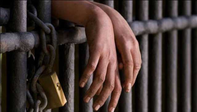 کراچی، 3 اسٹریٹ کرمنل گرفتار، اسلحہ برآمد، مقدمہ درج