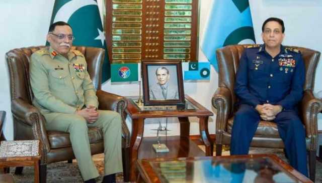 جنرل ساحر شمشاد کا ایئر ہیڈکوارٹرز کا دورہ، ایئر چیف سے ملاقات