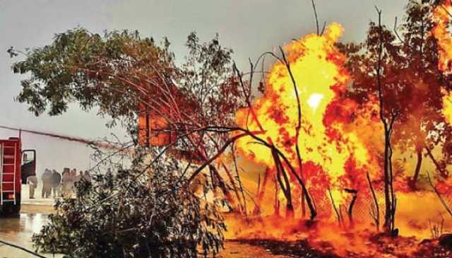 پشاور میں 24 انچ گیس پائپ لائن میں دھماکے سے آگ لگ گئی