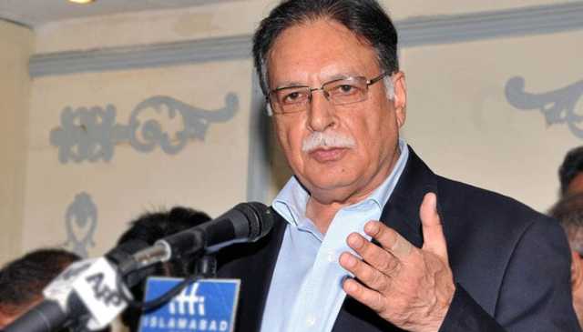 پوری قوم کو غیرقانونی دھرنوں اور لشکر کشی کیخلاف متحد ہونا ہوگا: پرویز رشید