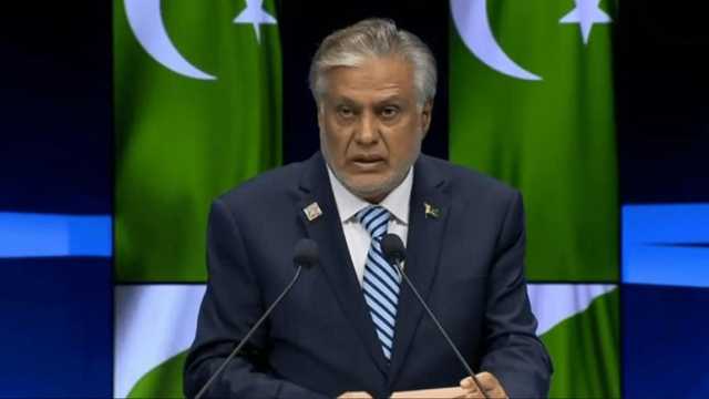 نوجوان قرآن کریم کے ساتھ اپنا رشتہ مضبوط بنائیں: اسحاق ڈار