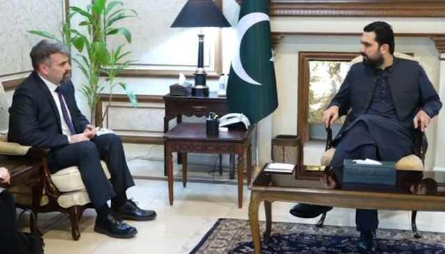 وزیراعلیٰ کے پی سہیل آفریدی سے امریکی قونصل جنرل تھامس ایکرٹ کی ملاقات