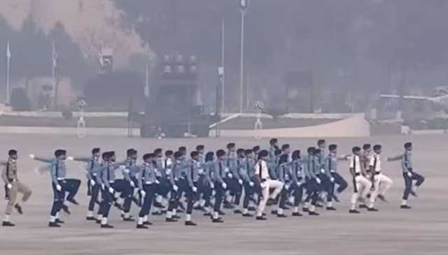 پی اے ایف اکیڈمی میں گریجویشن پریڈ، کیڈٹس کا پیشہ وارانہ مہارت کا مظاہرہ