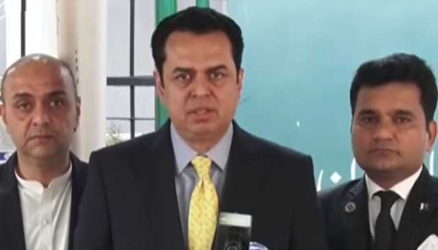 ہائیکورٹ آئیں یا اڈیالہ جائیں، دفعہ 144 کی خلاف ورزی پر کارروائی ہوگی، طلال چوہدری