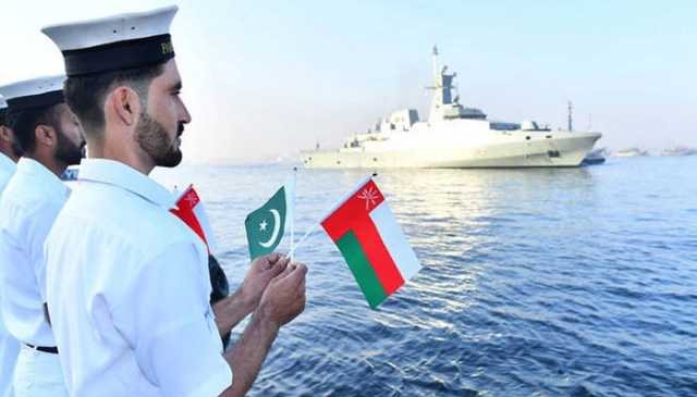 عمان رائل نیوی کا فلوٹیلا بحری مشق میں شرکت کیلئے کراچی پہنچ گیا