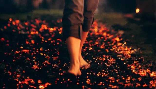 بلوچستان میں جرگے نے 8 افراد کو انگاروں پر چلایا