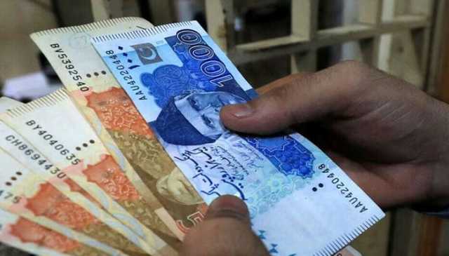 اٹک میں بس ڈرائیور سے جعلی نوٹ برآمد