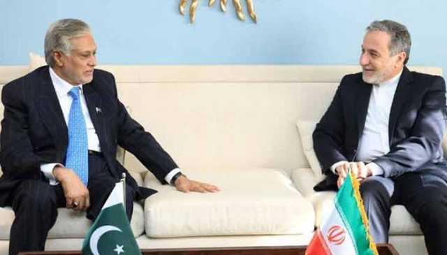 وزیرِ خارجہ اسحاق ڈار اور ایران کے وزیرِ خارجہ عباس عراقچی کی ملاقات