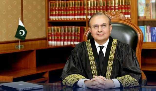 ججز طاقت کے سامنے ہتھیار ڈالنے والوں کی نشاندہی کریں( جسٹس منصورعلی شاہ)