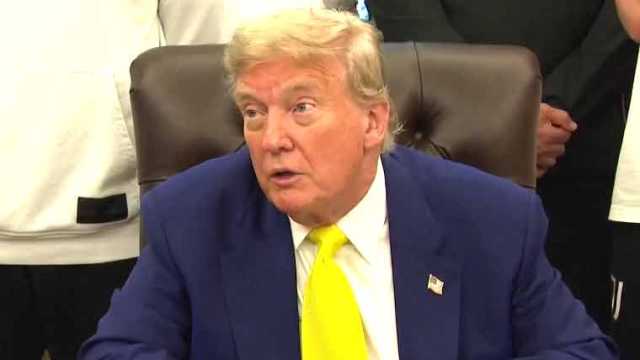 فیلڈ مارشل سے ملاقات اعزاز ہے ایران اور اسرائیل معاملے پر بھی بات ہوئی امریکی صدر ڈونلڈ ٹرمپ