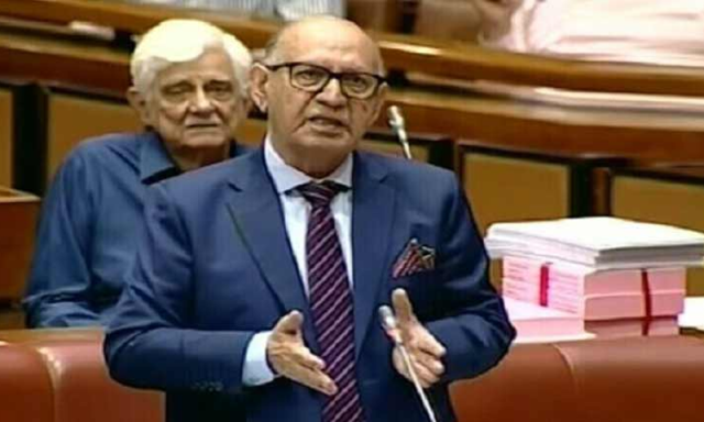 مسلم لیگ ن کے سینیٹر عرفان صدیقی انتقال کر گئے