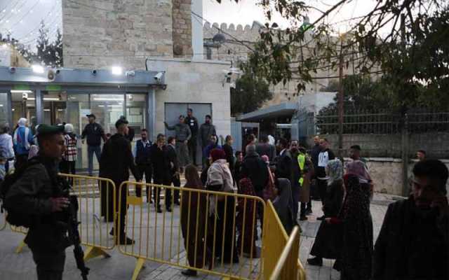 تاریخی مسجدِ ابراہیمی یہودی عبادت میں تبدیل، الخلیل میں سخت کرفیو