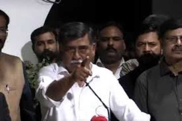 کراچی میں بے ہنگم ٹریفک کی ذمہ دار صوبائی حکومت ،آفاق احمد