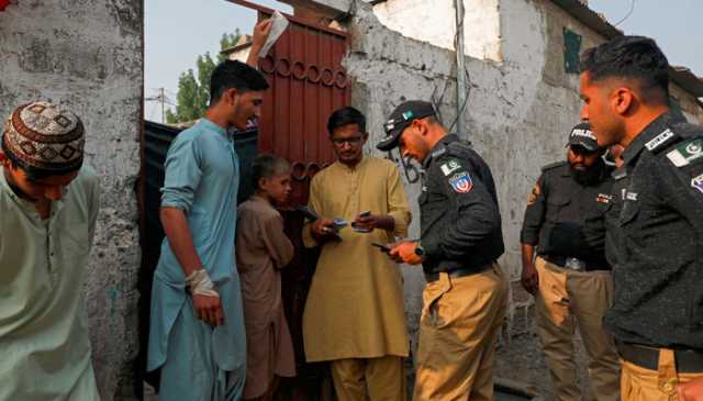 سچل میں غیرقانونی مقیم 15افغان باشندے گرفتار