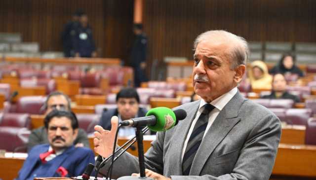 چاہتے ہیں افغانستان دہشت گردوں کو لگام دے، وزیراعظم