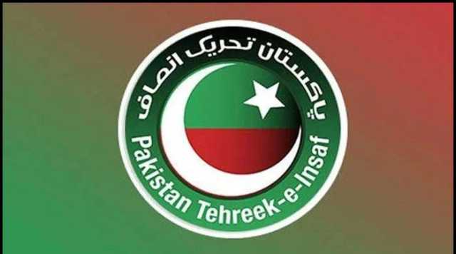 پی ٹی آئی حکومت کے نشانے پر، دشمن کا آلہ کار قرار