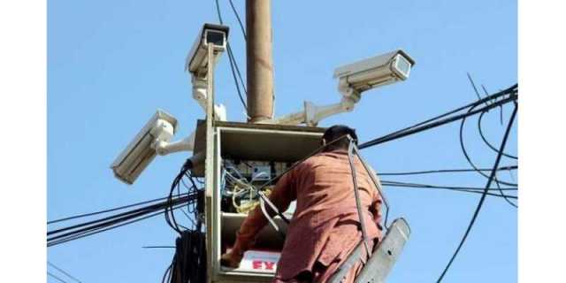 لاہور میں سینئر بیوروکریٹس اور پولیس افسران کے زیراستعمال گاڑیوں کی ٹریفک قوانین کی بار بار خلاف ورزیاں
